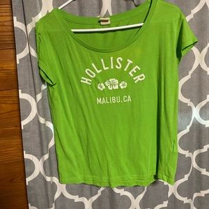 Hollister tee shirt size medium